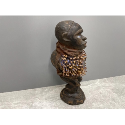 77 - AFRICAN 19TH/20TH CENTURY NKISI VILL NKONDI FETTISH STATUE HUNCHBACKED FIGURE NAILS GLASS EYES AND S... 