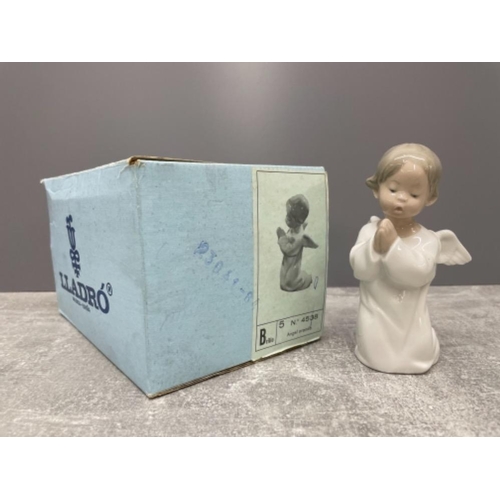 95 - LLADRO 4538 ANGEL PRAYING IN ORIGINAL BOX