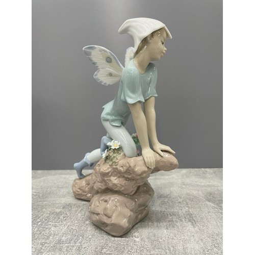 42 - LLADRO 7690 PRINCE OF THE ELVES IN ORIGINAL BOX