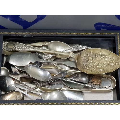 117 - COLLECTION OF SILVER PLATED SPOONS AND A PEWTER AUSTRALIAN WILDFLOWER DESIGN SPOON