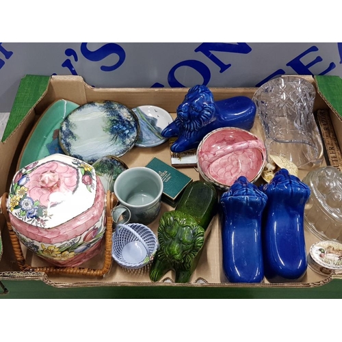 159 - A BOX OF MISCELLANEOUS ITEMS TO INCLUDE ROYAL WORCESTER MALING GLASSWARE ETC