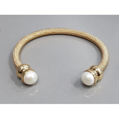 241 - GOLD PLATED FIGARO CURB NECKLET WITH T BAR AND SEAL ATTACHED GOLD PLATED TOUCH BALL AND LINK BRACELE... 