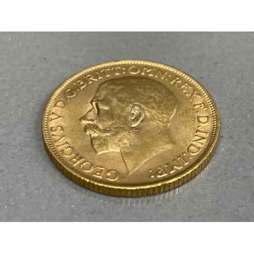 257 - 22CT GOLD 1911 FULL SOVEREIGN COIN