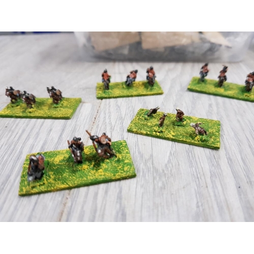 98 - HUGE COLLECTION OF MEDIEVAL MINIATURE LEAD WARRIORS ON HORSEBACK AND FOOT, ALSO INCLUDES FARM YARD A... 