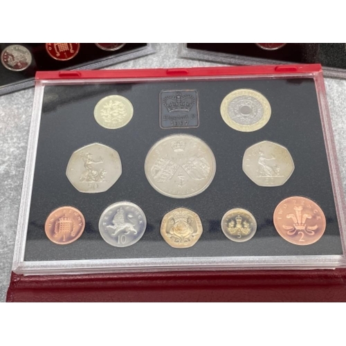 171 - COINS ROYAL MINT DELUX SETS YEARLY PROOF 1996 1997 AND 2003 ALL IN ORIGINAL CASES AND COA