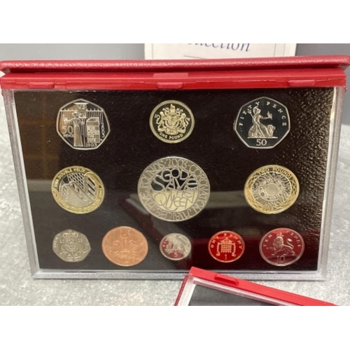 171 - COINS ROYAL MINT DELUX SETS YEARLY PROOF 1996 1997 AND 2003 ALL IN ORIGINAL CASES AND COA