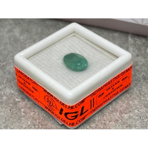 187 - NATURAL EMERALD STONE 2.40CTS IGL CERTIFIED