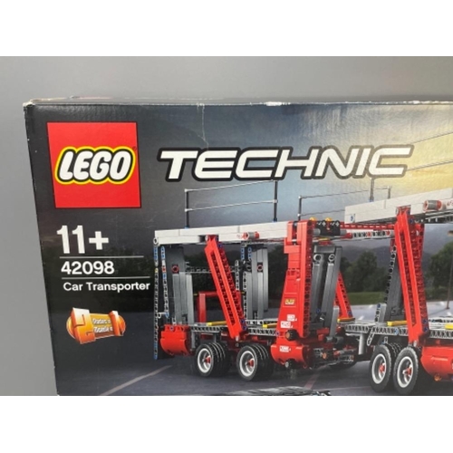 288 - LEGO TECHNIC 42098 CAR TRANSPORTER COMPLETE IN ORIGINAL BOX