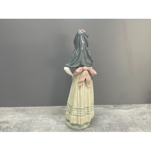 1 - LLADRO 5125 GOYA LADY