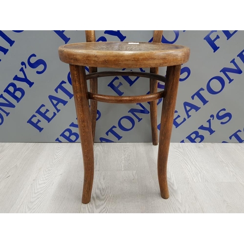 130 - ANTIQUE OAK BENT WOOD CHAIR