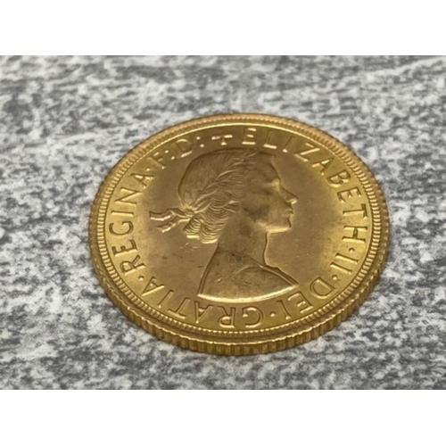 14 - 22CT GOLD 1966 FULL SOVEREIGN COIN