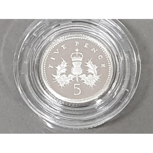 59 - ROYAL MINT 1990 5P SILVER PIEDFORD PROOF AND 1992 10P SILVER PIEDFORD PROOF WOTH ADDITIONAL  1990 5P... 