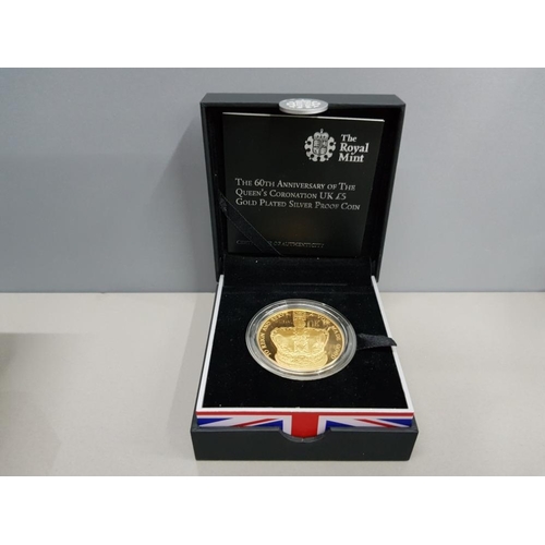 63 - UK 2013 5 POUND QUEENS CORONA ANNIVERSARY SILVER PROOF GOLD PLATED COIN IN BOX AND CASE OF ISSUE WIT... 