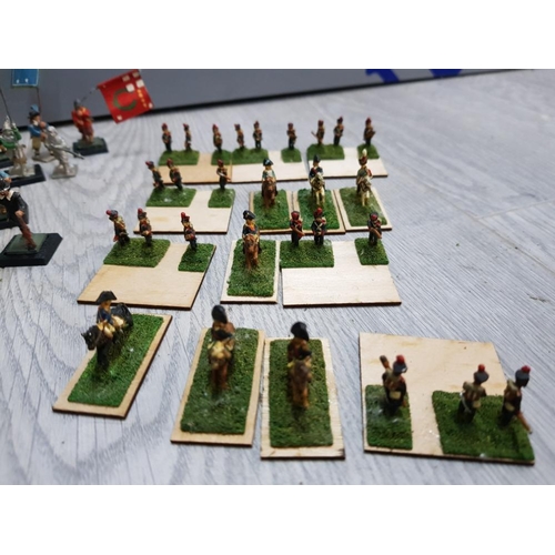 73 - COLLECTION OF METAL MINIATURE FIGURES INCLUDING ENGLISH CIVIL WAR AND SOME FRENCH GENERALS ON HORSEB... 