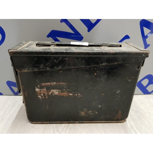 80 - 1967 AMMUNITION CASE H82 MK1