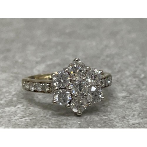 335 - WHITE GOLD DIAMOND CLUSTER RING APPROX 1.5CTS 3.3G SIZE J