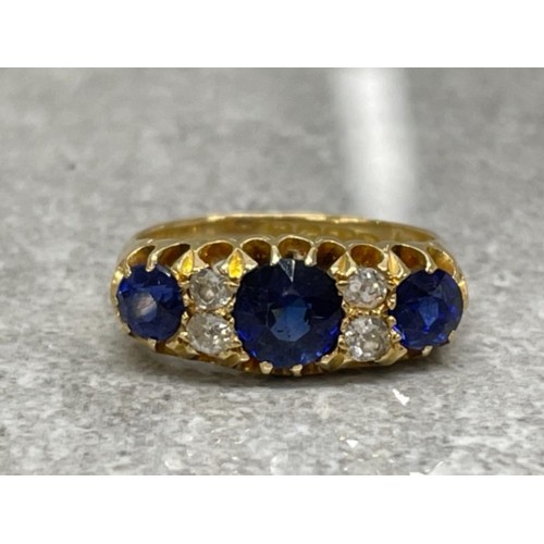 339 - ANTIQUE 18CT GOLD DIAMOND SAPPHIRE RING 6.2G SIZE N