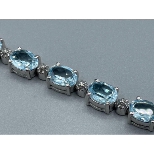 7 - Silver aquamarine set line bracelet 19.3g