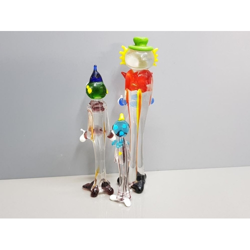 104 - Set of 3 Murano glass lampworked clown figurines