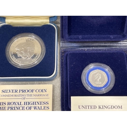 11 - Royal mint silver proof piedfort 1982 20p in original box and silver proof 1981 Charles and Diana cr... 
