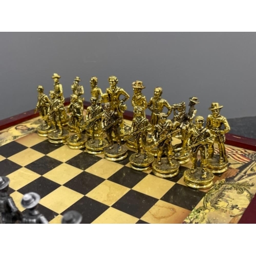 145 - The American Civil war Chess set in nice box complete
