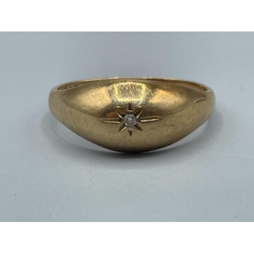 30 - Gents 9ct gold diamond ring. Size Y 3.9g