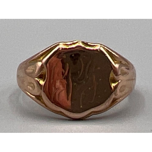 157 - Vintage 9ct rose gold signet ring. 5.4g size O