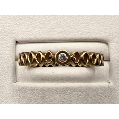 185 - 14ct gold diamond ring. Vgc Size P 2.7g