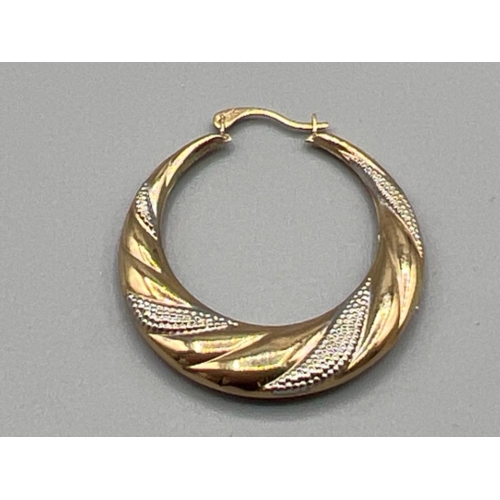 47 - 9ct gold two tone fancy hoop earrings. 1.5g