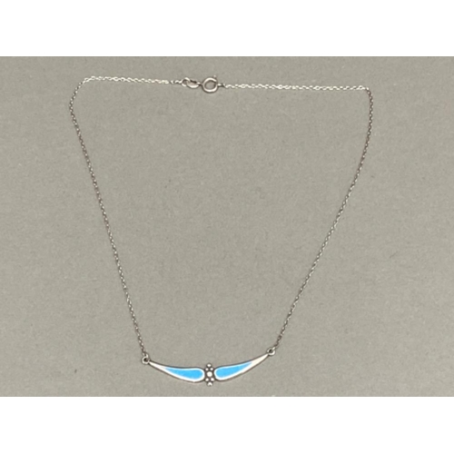 118 - 925 silver & Blue enamel pendant on chain, 3.5g