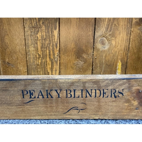 172 - Pesky Blinders Wooden Dry Gin bottle & drinking glasses holder