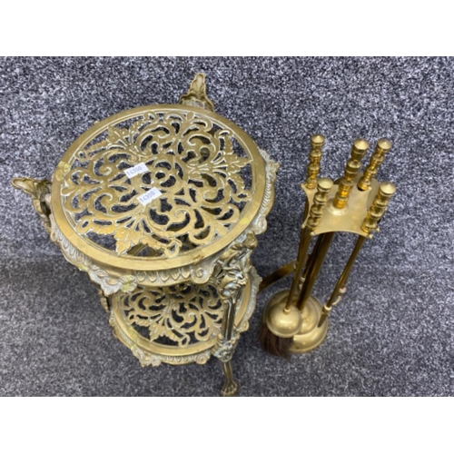 20 - Vintage brass 2 tier trivet stand together with a brass fire companion