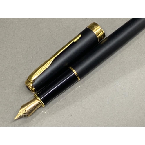 33 - New Parker - Urban series fountain pen in a Matte Black Forest colour finish, with gift box