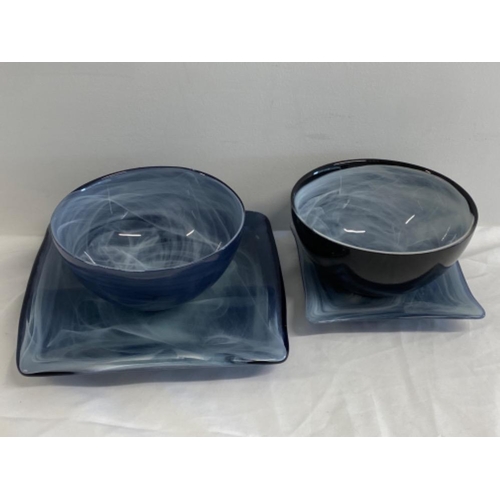 349 - 4 pieces of art glass includes pair of breakfast bowls & 2 trays - smoked glass design