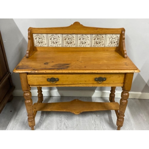 404 - Pine tile backed wash stand fitted with a single drawer