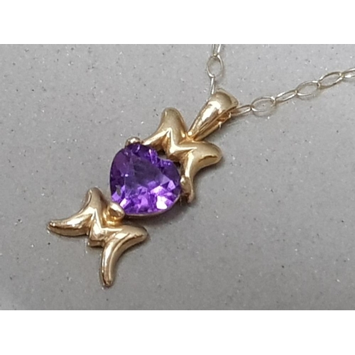 69 - 9ct yellow gold mam necklace with Amethyst centre stone, 1.2g gross weight