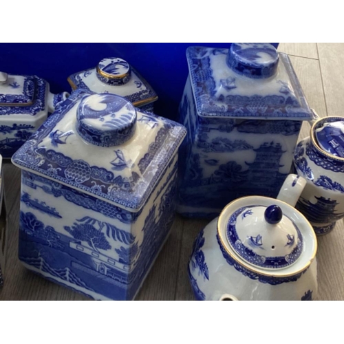 283 - Box containing a large quantity of blue & white Ringtons tea China