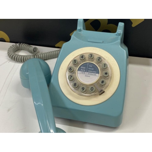 301 - Vintage blue telephone