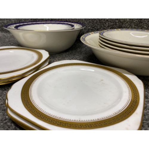 404 - Tray of 2x fruit dessert sets & 6x gilded Tuscan cake plates