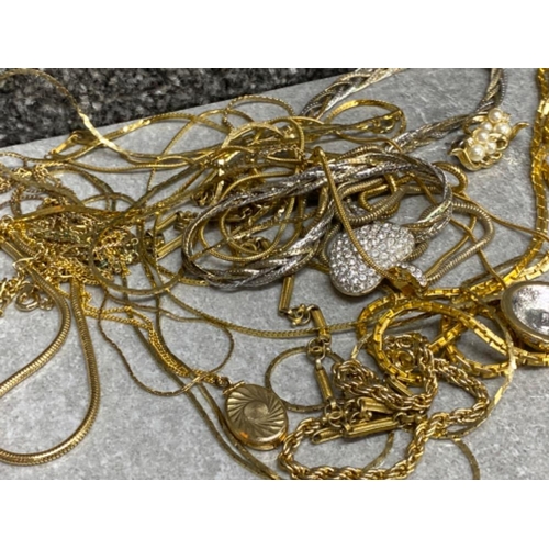 462 - Collection of gold plated necklaces, pendants & bracelets