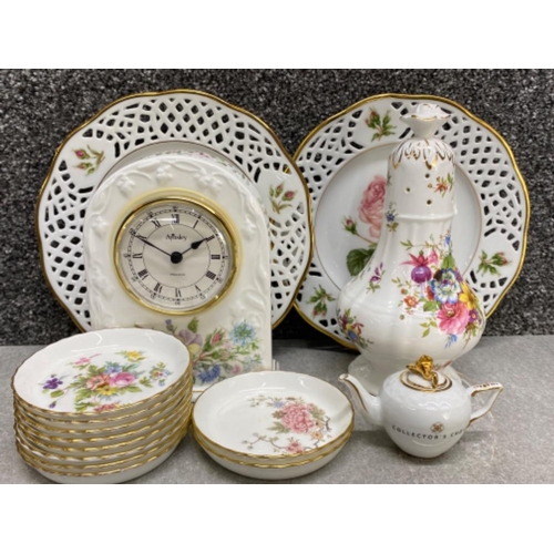 447 - Aynsley mantle clock (wild Tudor pattern) together with 2x Royal Doulton & 8x Minton plates also inc... 