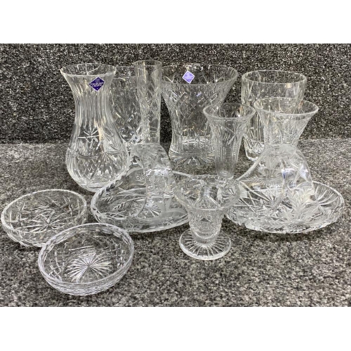 449 - Lot comprising of leaded crystal glass ware (12 items in total) including Edinburgh crystal vases et... 