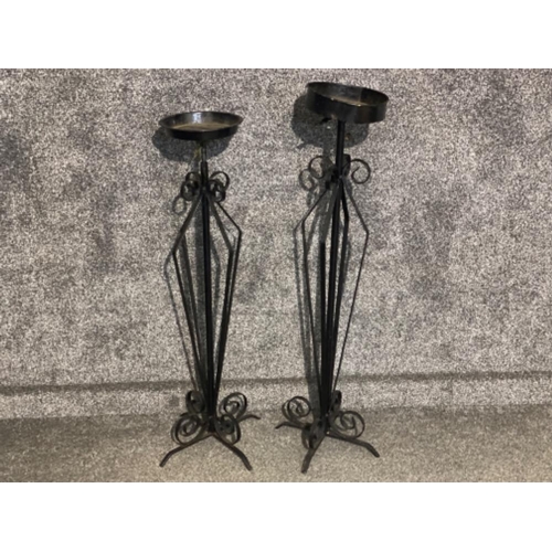 635 - 2x large adjustable wrought iron adjustable pillar candle holders