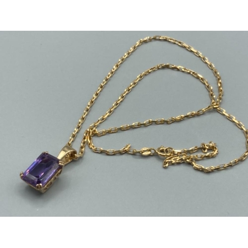 125 - Ladies 9ct yellow gold purple stone set pendant and 9ct yellow gold diamond cut belcher chain (24.5c... 