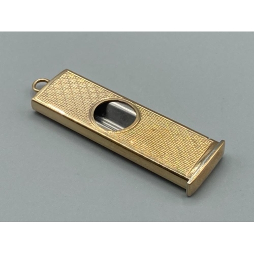 136 - 9ct yellow gold cigar cutter 14g gross