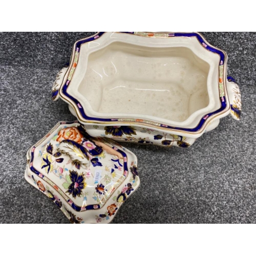 186 - Large Masons Ironstone “Mandarin” patterned twin handled lidded tureen