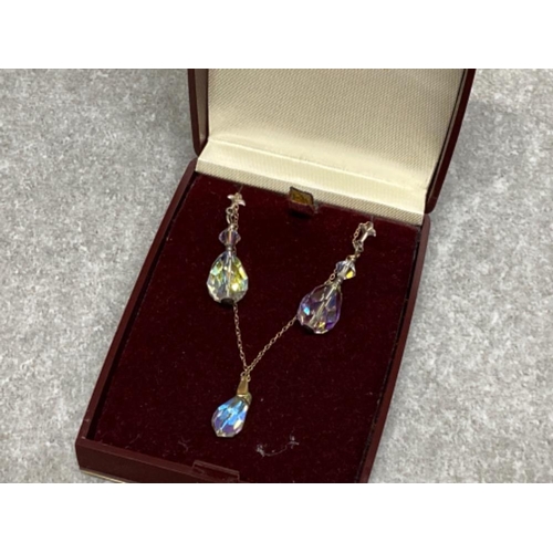 266 - Austrian crystal & silver drop earrings with Austrian crystal drop pendant & gold chain (B’ring gold... 