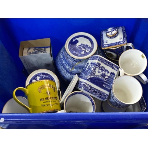 283 - Box containing a large quantity of blue & white Ringtons tea China