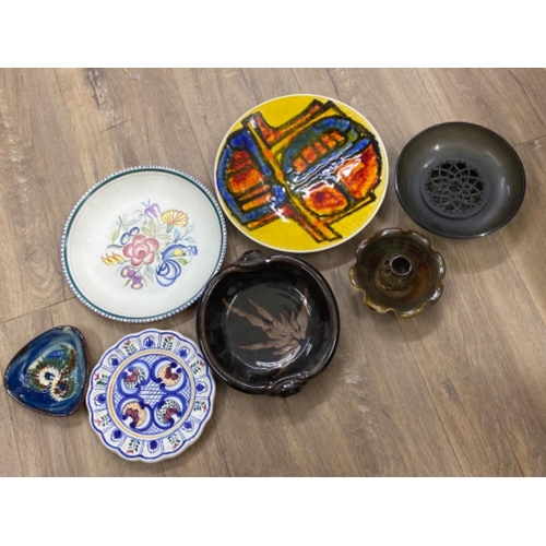 298 - Studio pottery & Poole plates, 7 items in total