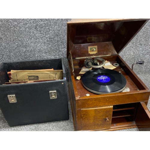 347 - Mahogany 1920s HMV No 4 “His Masters Voice” Wind Up Tabletop Gramophone, in good working condition